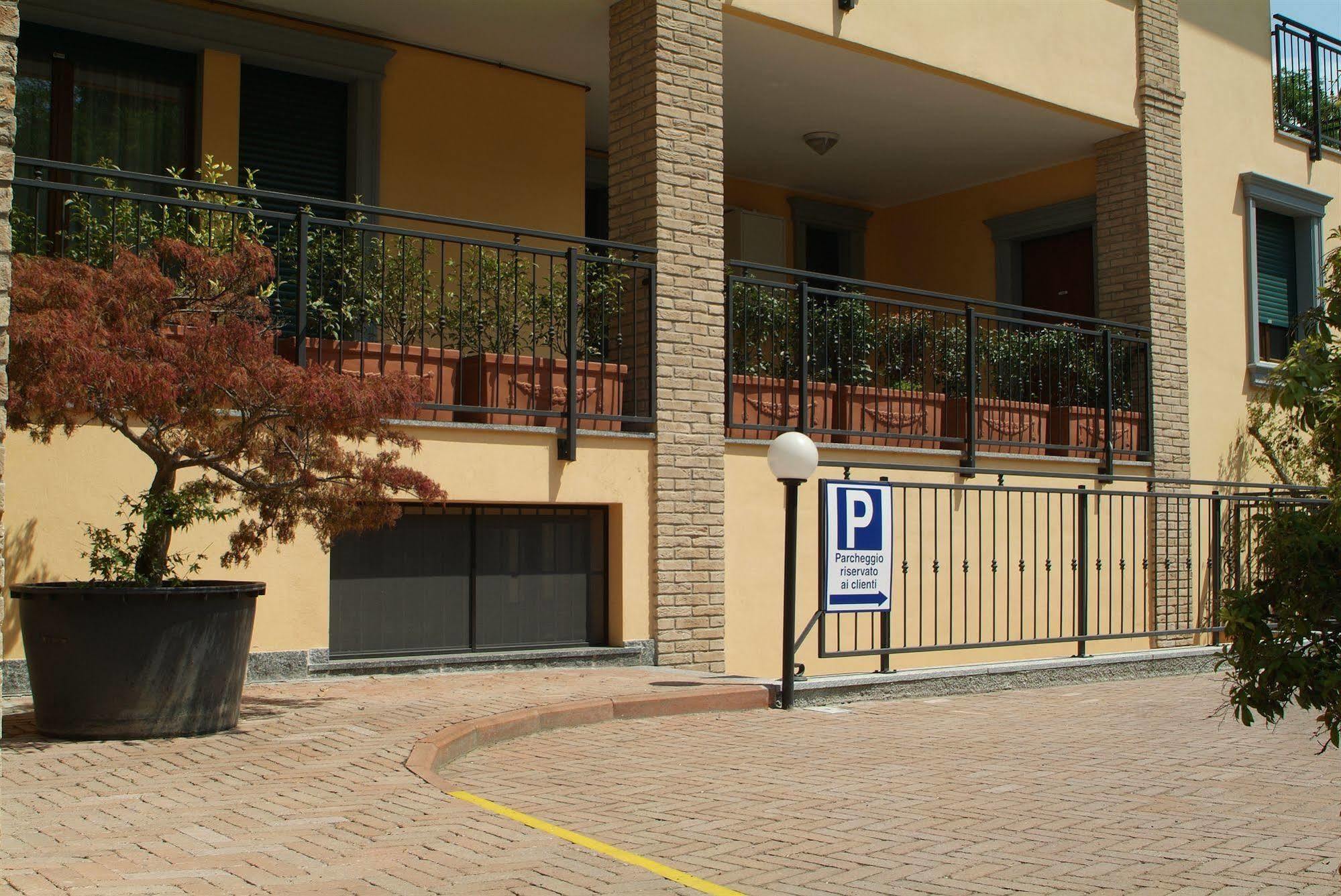 Residence San Prospero Garbagnate Milanese Exteriér fotografie