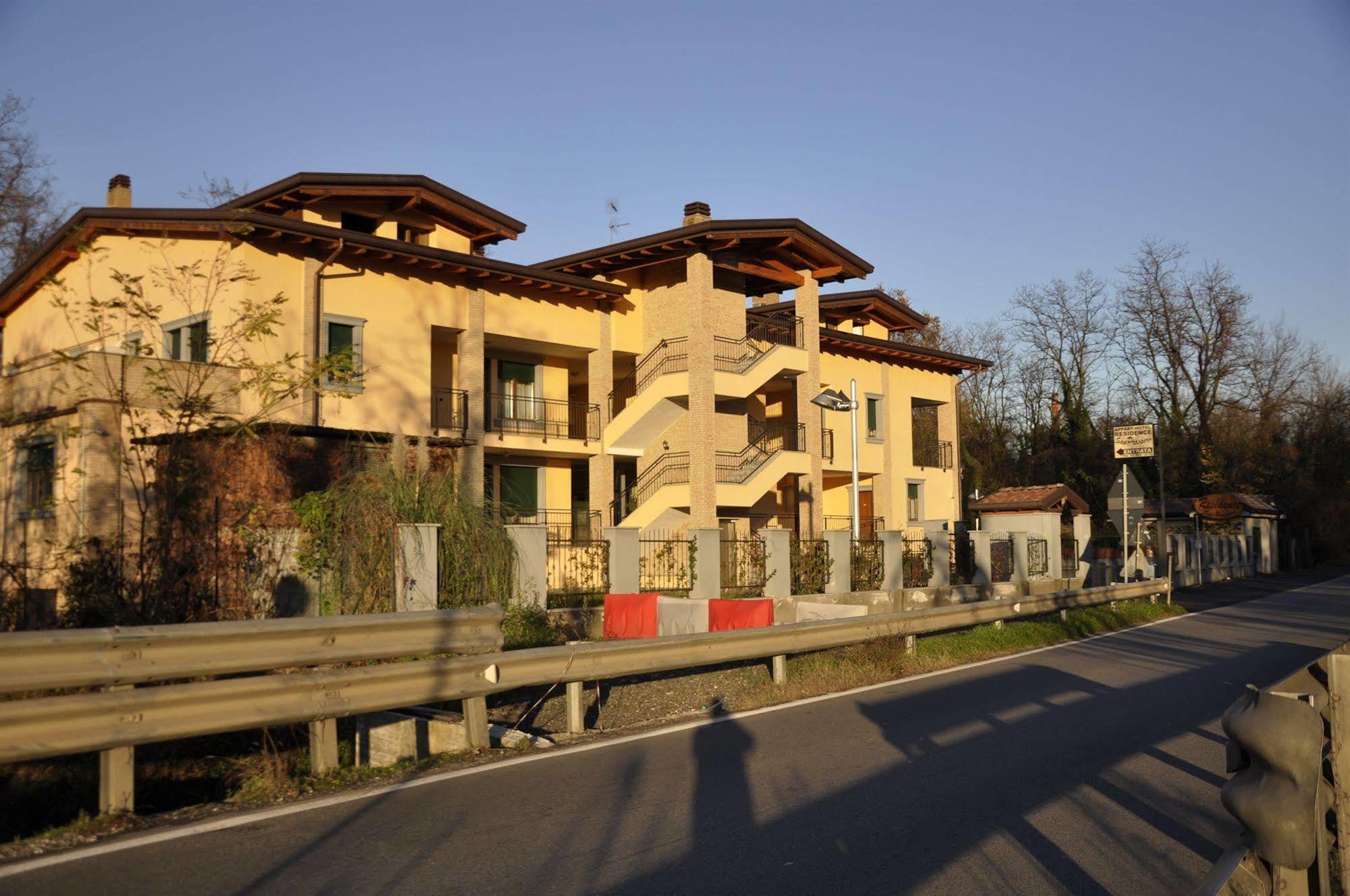 Residence San Prospero Garbagnate Milanese Exteriér fotografie