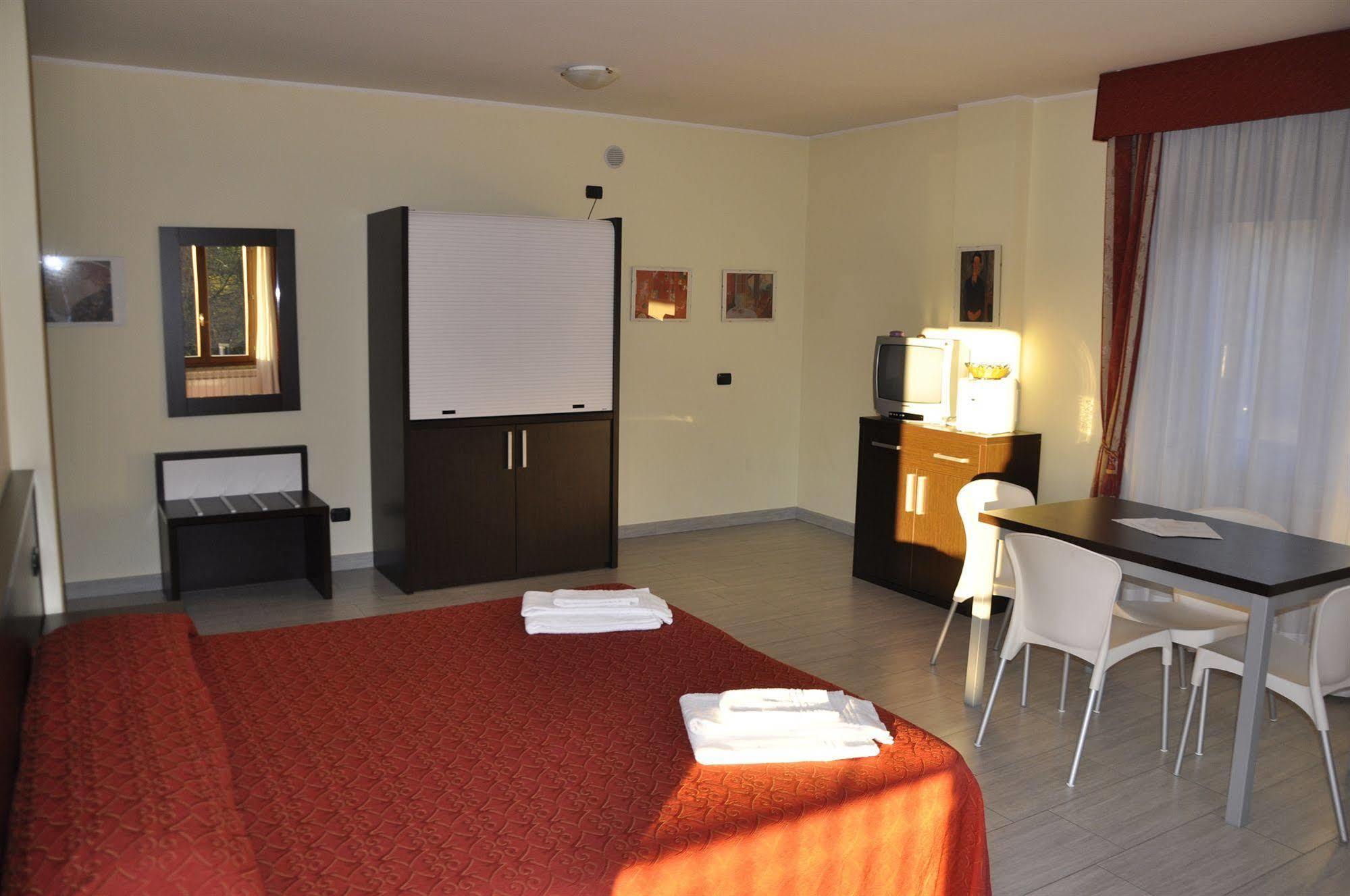 Residence San Prospero Garbagnate Milanese Exteriér fotografie
